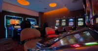 Hrací automat kasino král, kosmické letovisko na ostrově bingo a kasino
